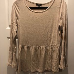 Cupio Tan Bell Sleeve Top | Size Small